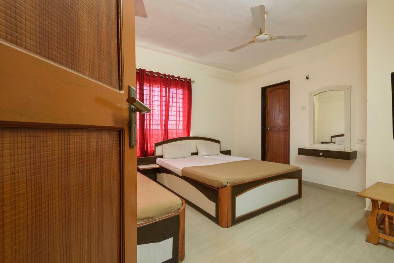 Hotel Sai Shraddha Shirdi Kamer foto