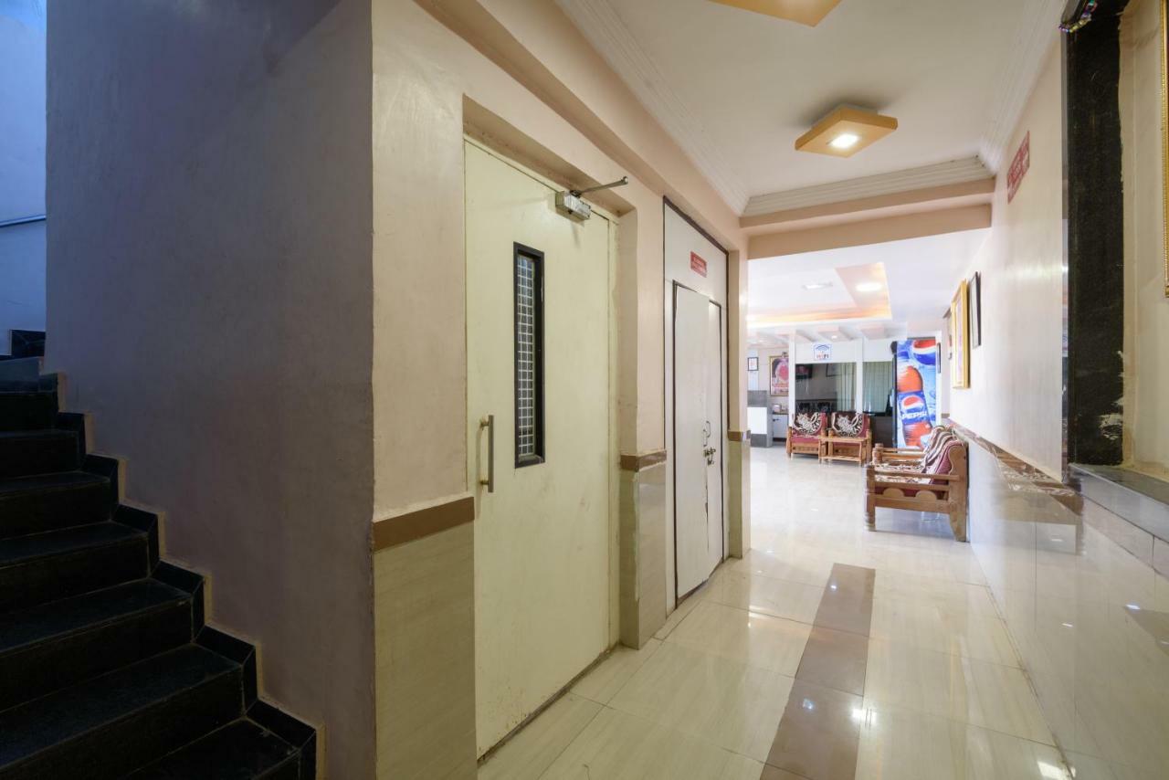 Hotel Sai Shraddha Shirdi Buitenkant foto
