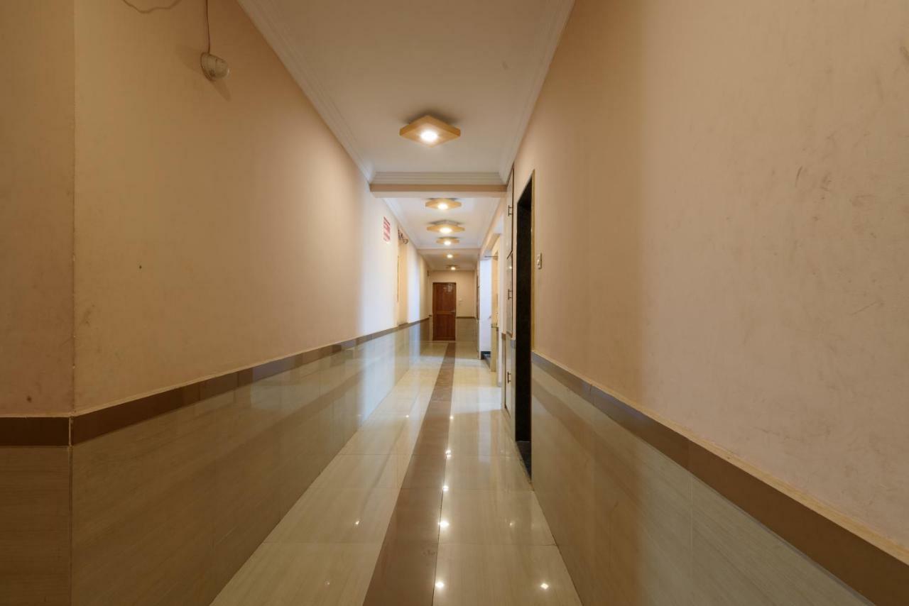 Hotel Sai Shraddha Shirdi Buitenkant foto